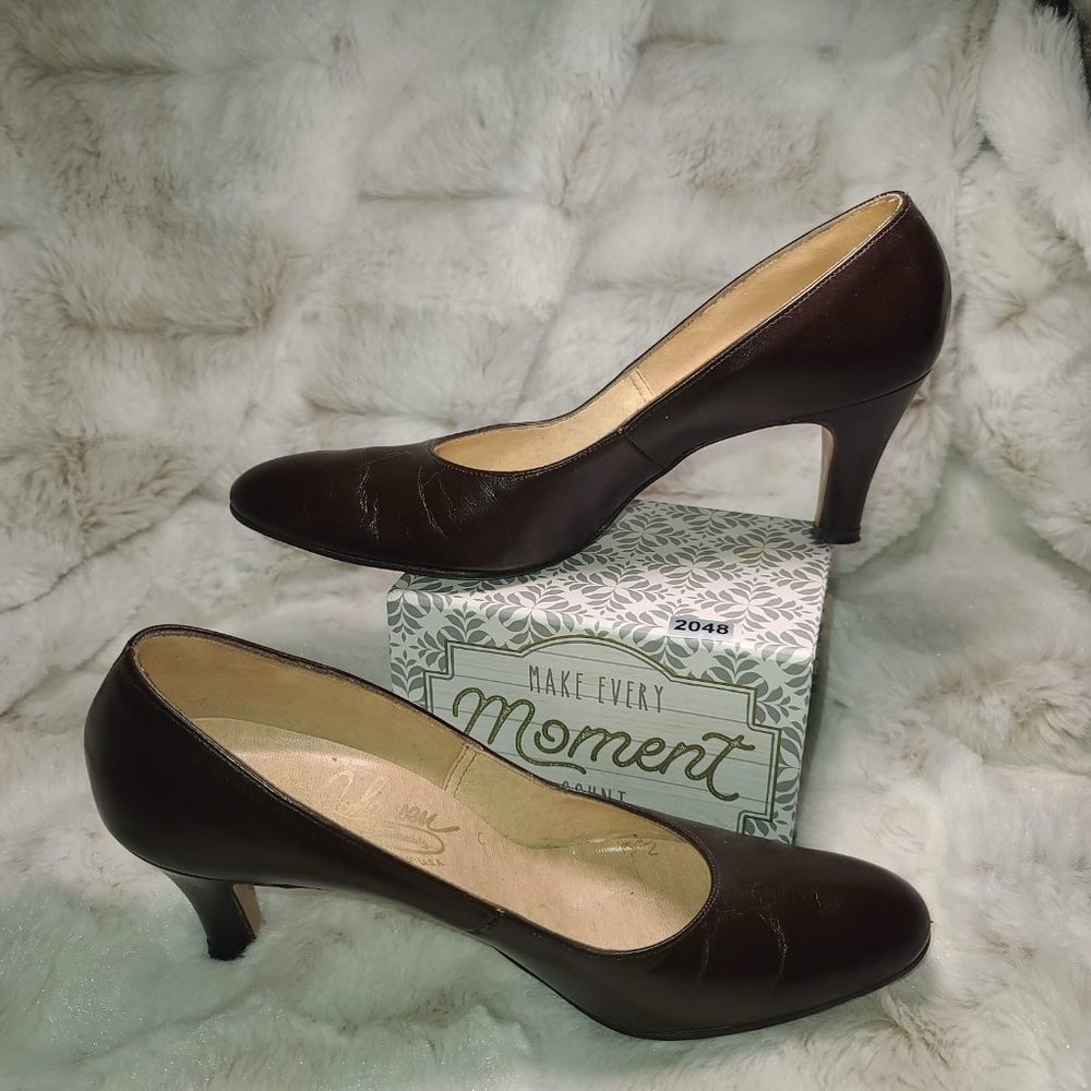 Vintage JOHANSEN Brown Pumps sz 7